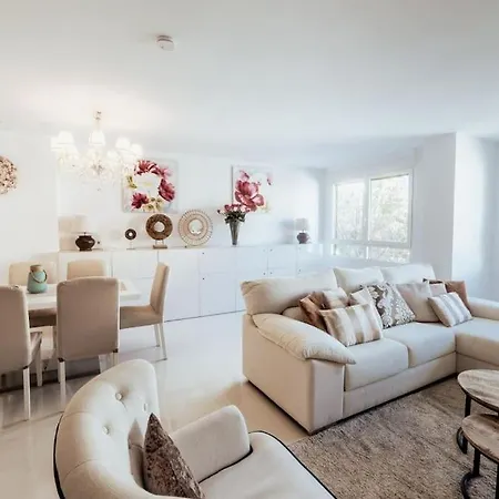 Apto. Plaza Seneca Centro *