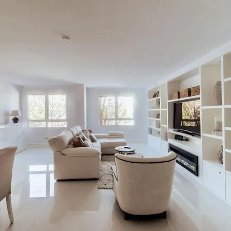 Apto. Plaza Seneca Centro * Alicante