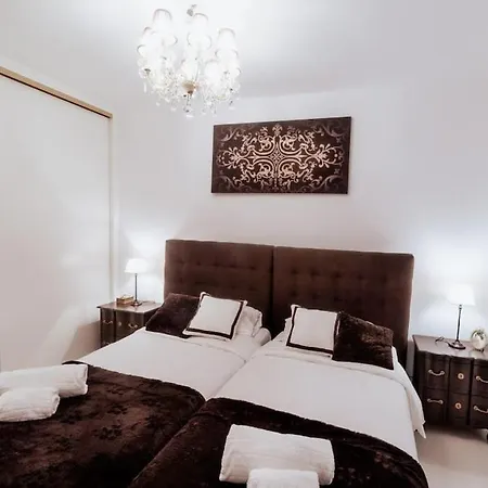 Apto. Plaza Seneca Centro